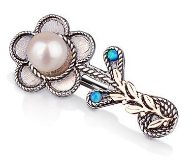 Silver and Gold Vintage Flower Brooch front view