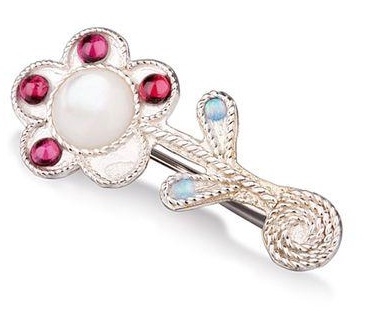 Silver Vintage Flower Brooch front view