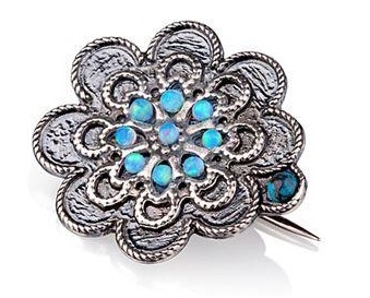 Silver Vintage Style Brooch with 8 Opals front view