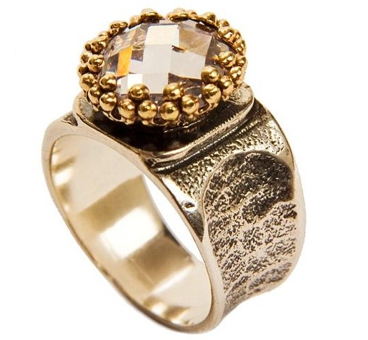 Gold and Silver Vintage Ring side view