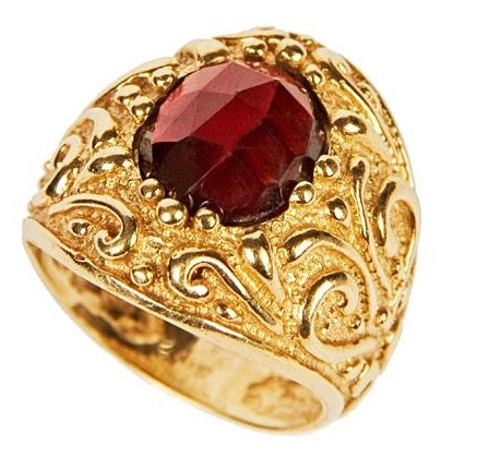 Antique Baroque style gold ring with garnet - side view