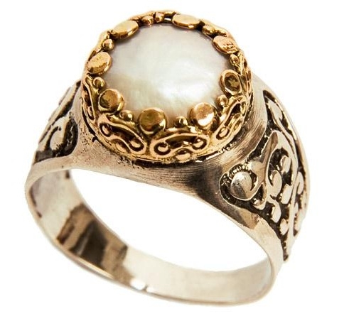 Vintage Style silver and Gold Ring with pearl ring Side View