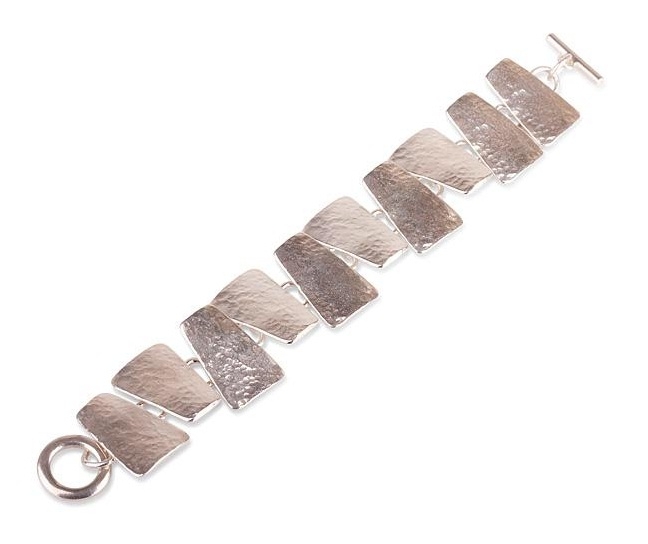 Vintage Style Silver Bracelet Tilted View