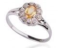 Gold vintage ring with Citrine trimmed in diamonds side view Gold vintage ring with Citrine trimmed in diamonds side view