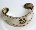 Vintage Style Gold and Silver Bracelet Vintage Style Gold and Silver Bracelet