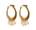 Four Pearls gold vintage earrings - side view Four Pearls gold vintage earrings - side view