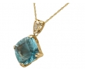 Vintage pendant with fluorite strung on gold necklace Vintage pendant with fluorite strung on gold necklace