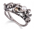 Silver and Gold Pearl Ring side view Silver and Gold Pearl Ring side view