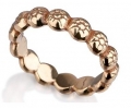Adorable Gold Vintage Style Wedding Ring side view Adorable Gold Vintage Style Wedding Ring side view