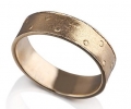 White Gold Vintage Style Wedding Ring side view White Gold Vintage Style Wedding Ring side view