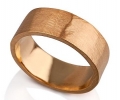 Vintage Gold Wedding Ring side view Vintage Gold Wedding Ring side view
