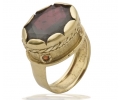 Gold Vintage Ring with Garnet