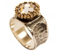 Gold and Silver Vintage Ring side view Gold and Silver Vintage Ring side view