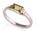 Vintage Style Gold Ring with Green Peridot Side View
