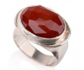 Vintgae Style Silver Ring with Agate Side View Vintgae Style Silver Ring with Agate Side View